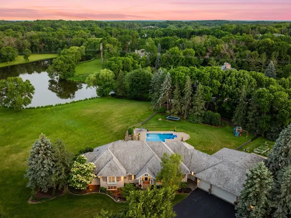 1615 Northridge Dr, Wayzata, MN 55391