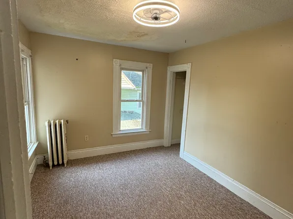 28 N Genesee St #2, Geneva, NY 14456