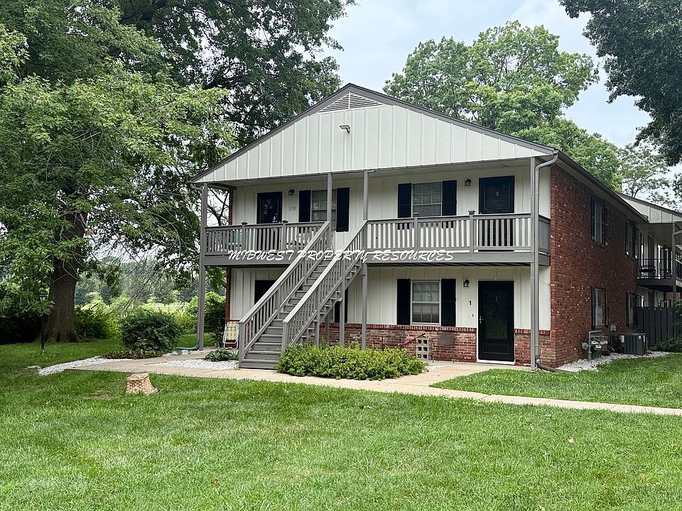 1st image of 989 NW Colbern Rd APT 5B