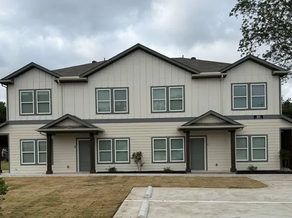 WONG Quadruplex, 1513 N Commerce St #C, Gainesville, TX 76240