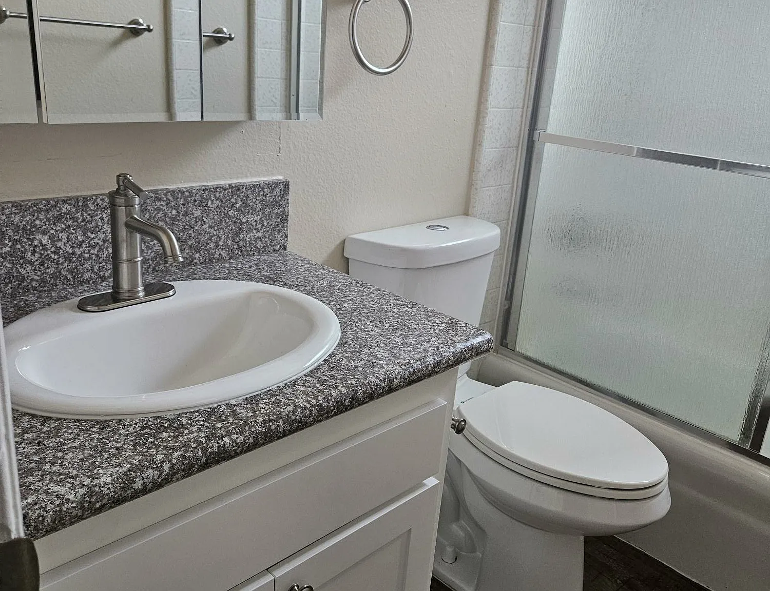 Bright & Wardman Apartments — Photo 4