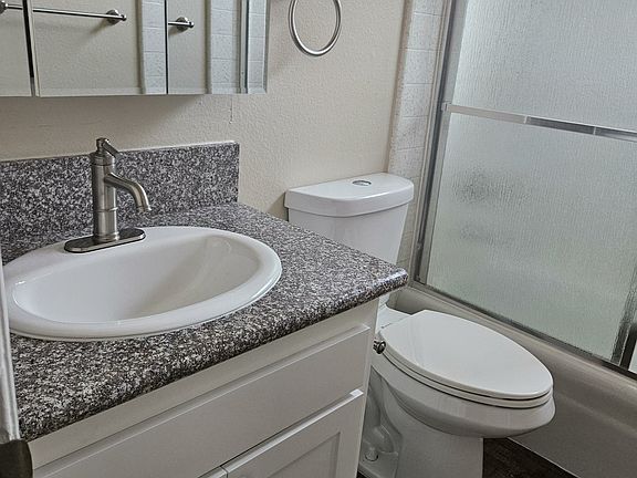 4th image of 7202 Bright Ave #3X2D