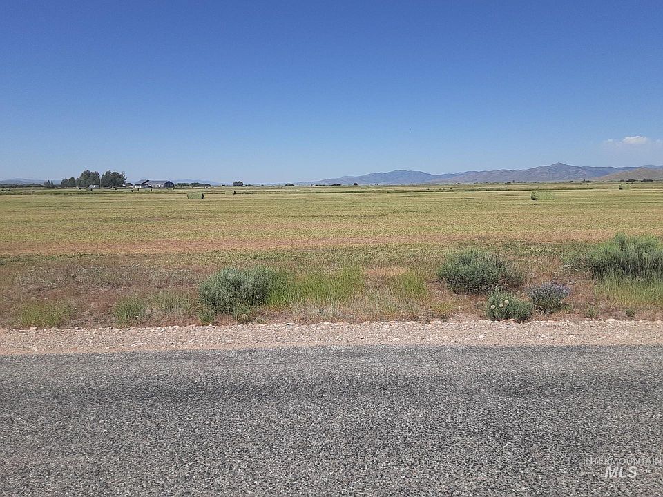 2nd image of Soldier Rd