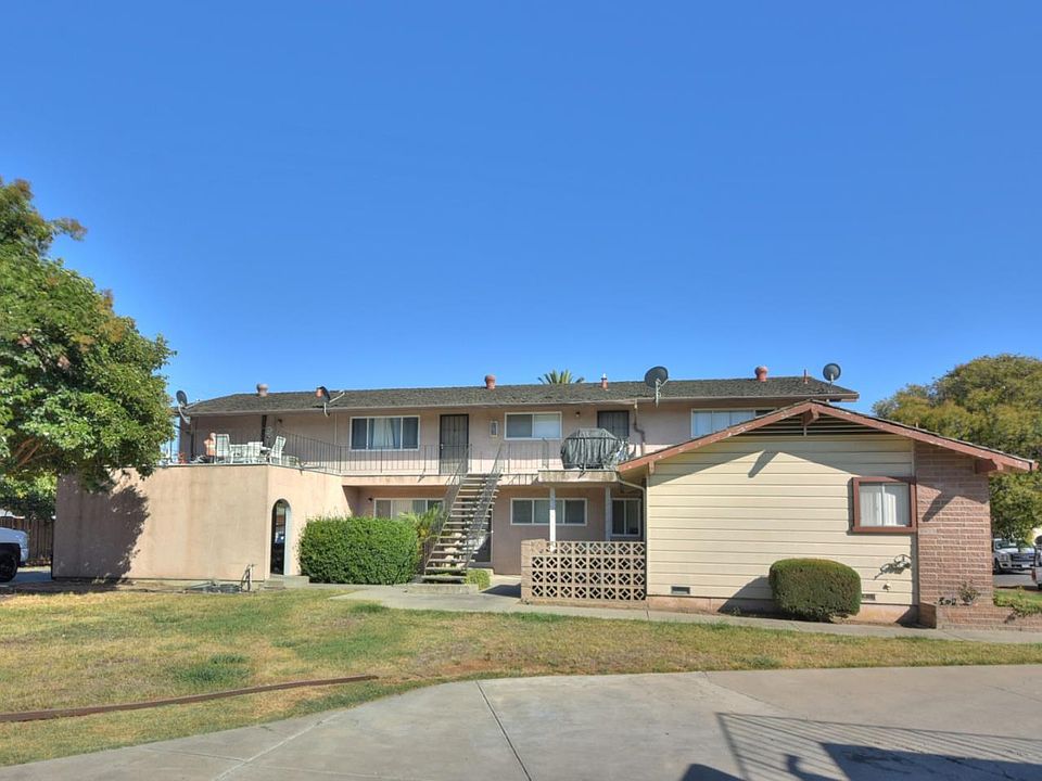 2nd image of 37518 Wilburn Pl