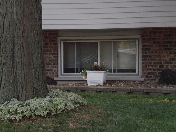 2nd image of 525 Antietam St
