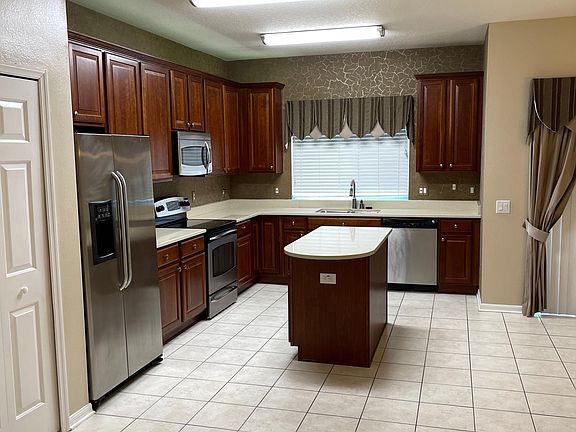 3rd image of 17546 Stinchar Dr