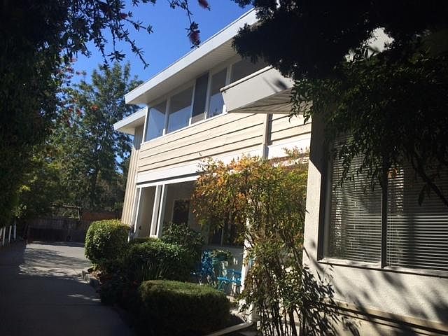 1st image of 211 Highland Ave APT 4