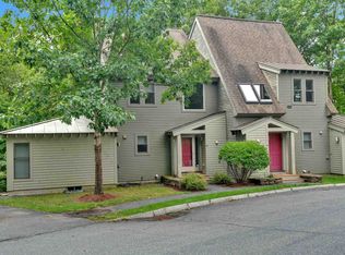 215 Granite Way #8B, Hartford, VT 05047