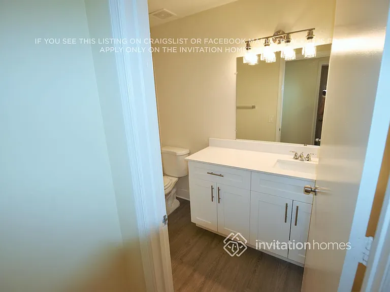 9419 SW 18th St — Photo 15