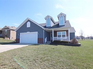 22615 Bailey St #22617, Peculiar, MO 64078