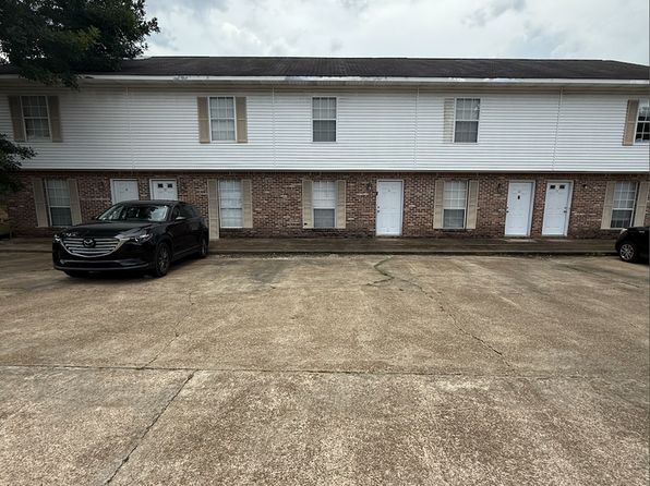 904 N Montgomery St #18