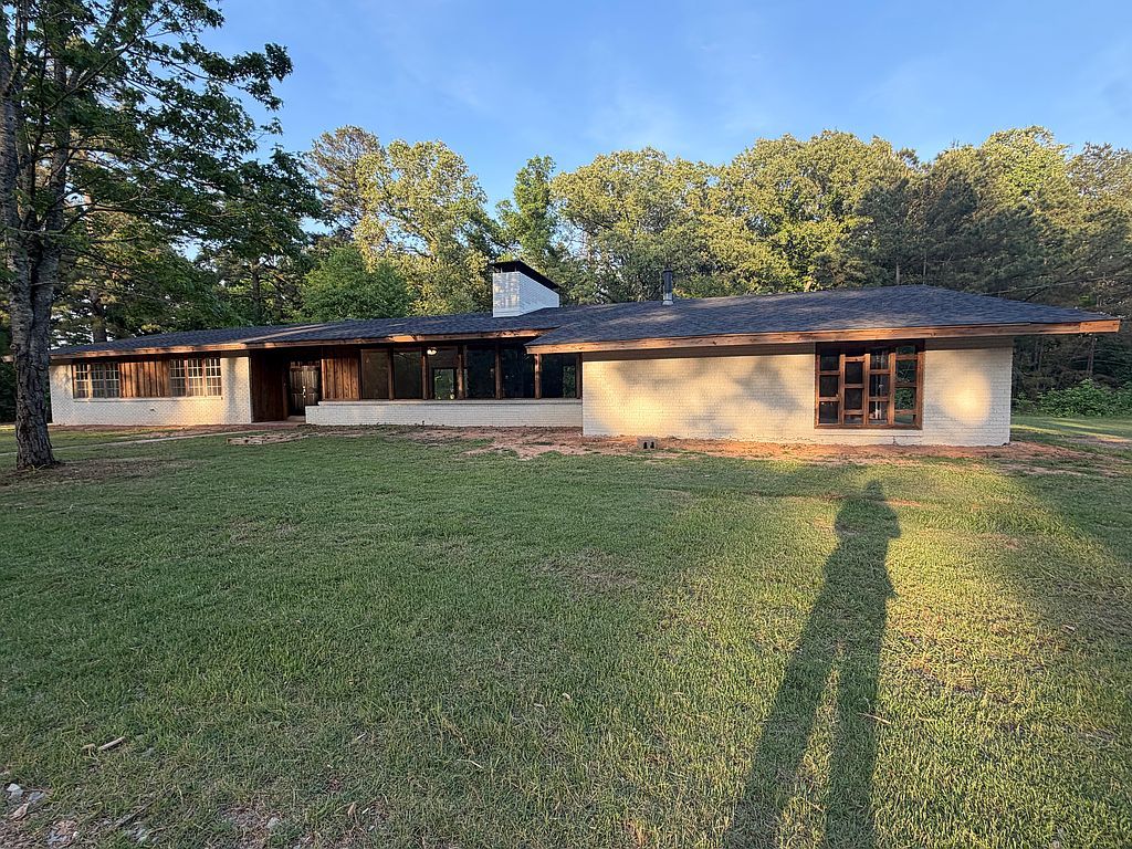 10250 Highway 63 - Property Image
