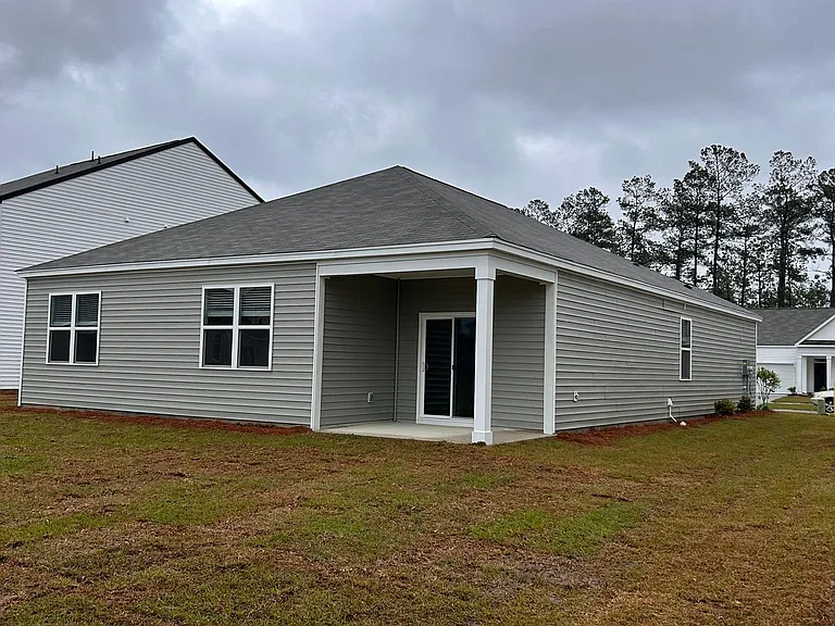 477 Lake Ridge Blvd — Photo 4