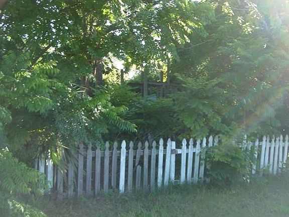 5th image of 1440 Clayton Dr