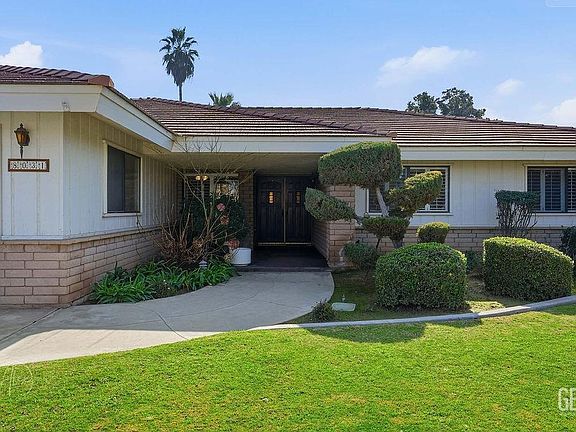 3rd image of 8031 Debbs Ave