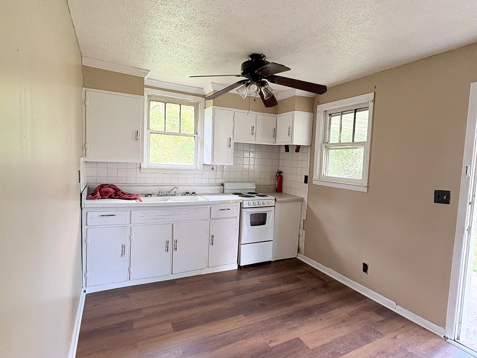 2 bed, 600 sqft, $1,200 — Photo 3