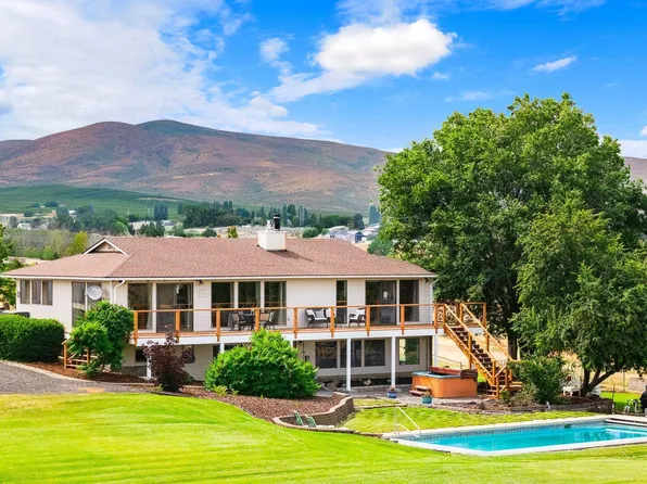 283 Cook Rd, Yakima, WA 98908