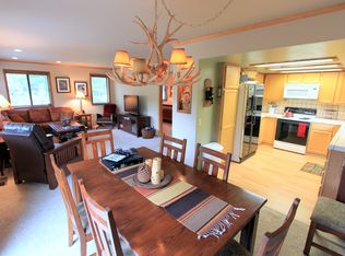 137 Hill St, Mammoth Lakes, CA 93546