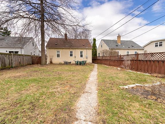 5th image of 5617 41st Ave S