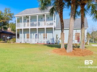 1912 Middle Brigadoon Trl, Gulf Shores, AL 36542