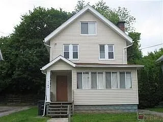 1167 Pondview Ave photo 1