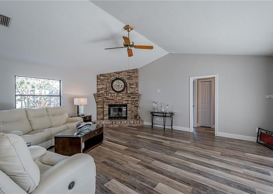 MarKです。 14404 Mark Dr, Largo, FL 33774 | Zillow