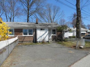14 Baird Ct, Stratford, CT 06614