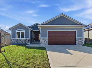 201 Tanner Dr, Belton, MO 64012