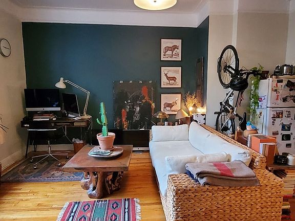 3rd image of 117 Henry St APT 3R