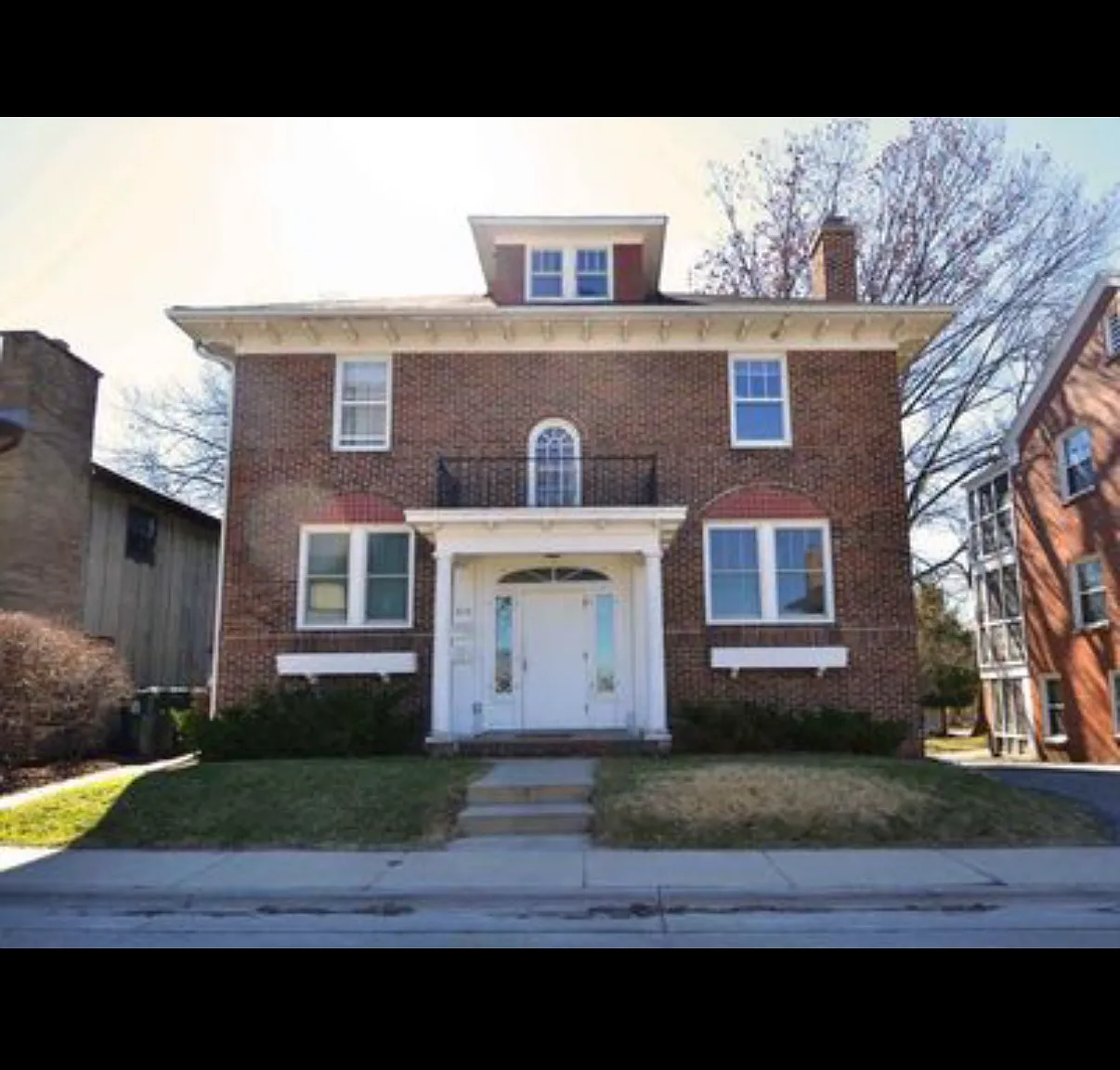 2 bed, 1156 sqft, $1,845 — Photo 1