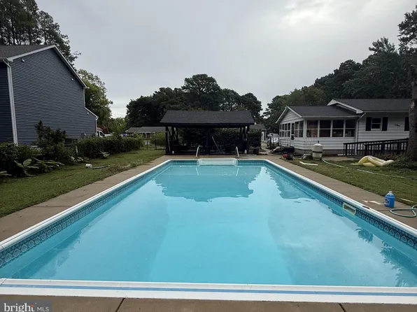 132 Pennick Dr, Stevensville, MD 21666