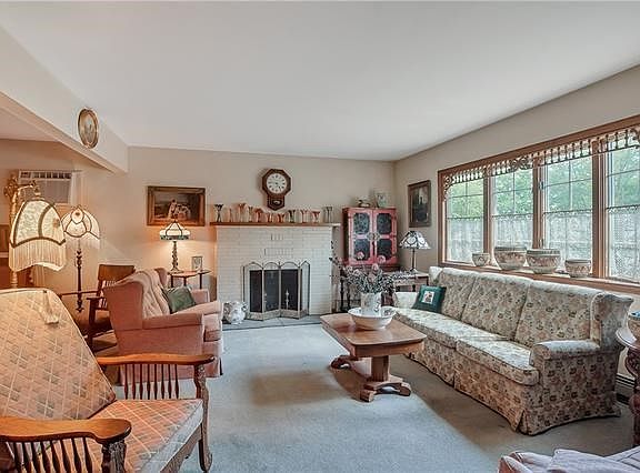 Another view of the living room.