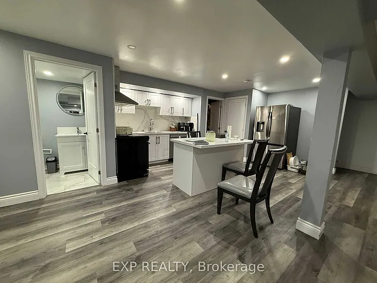 952 Dunnigan Ct #LOWER — Photo 5