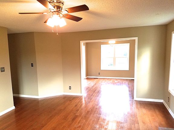 5th image of 300 Cedar Point Ct