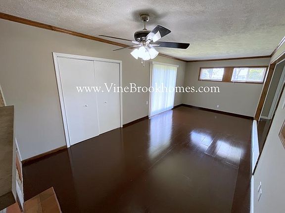 4th image of 6633 E 52nd St