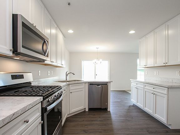 2nd image of 7103 Hidden Green Cir #3202