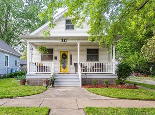 231 E 3rd Ave, Garnett, KS 66032