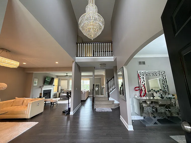 Morningview Dr — Photo 9