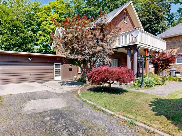 4 Farley Pl, Saint Thomas, ON N5R 3E5