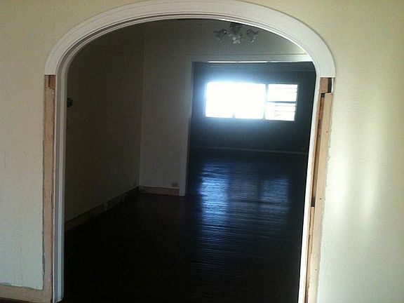 5th image of 603 S McCarty Ave