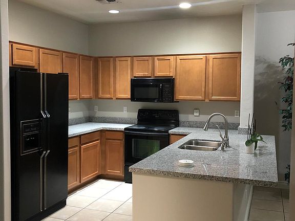 4th image of 7005 W Saint Catherine Ave