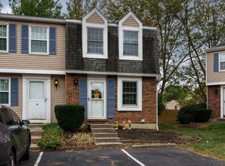 14 Hunters Ct, Amelia, OH 45102