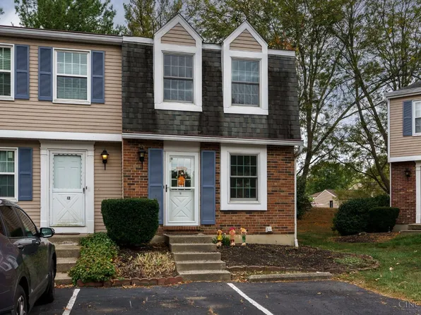 14 Hunters Ct, Amelia, OH 45102
