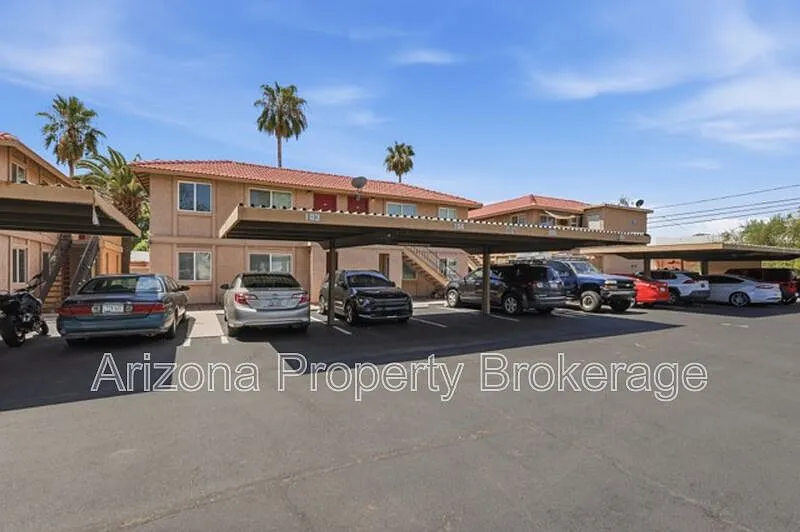 2 bed, 2.0 bath, 925 sqft, $995 — Photo 4