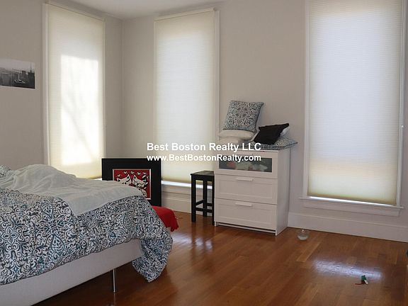 3rd image of 168 Hampshire St #C3