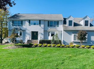 306 Bartley Rd, Jackson, NJ 08527