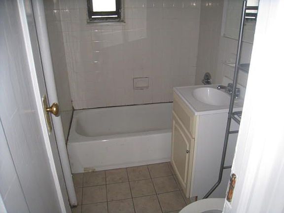 4th image of 4115 60th St APT C1