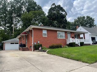 2452 13th St, Cuyahoga falls, OH 44223