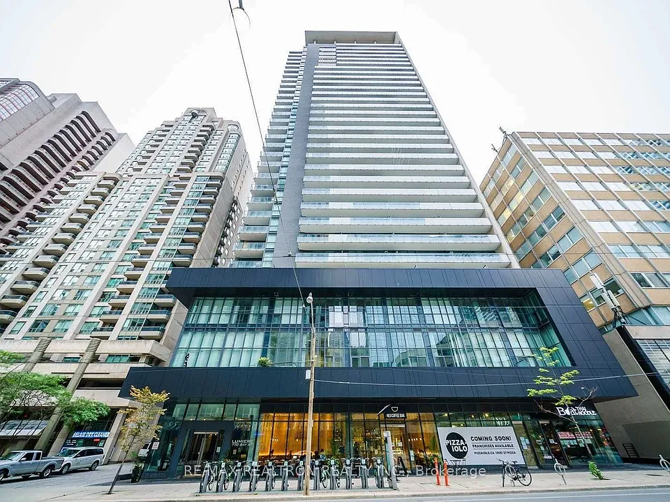 770 Bay St #1402