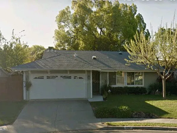 876 Saint John Cir, Concord, CA 94518